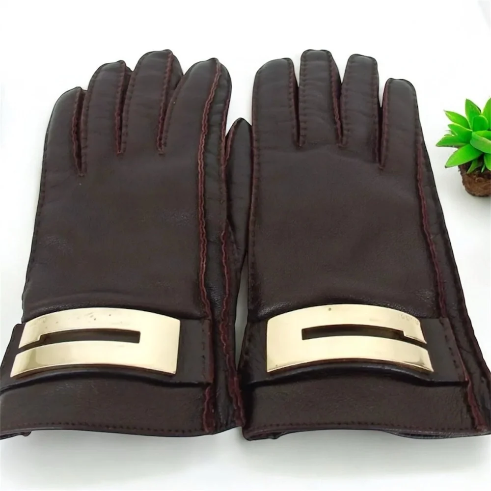 GUCCI Logo Plate Leather Gloves- Size 7 (Small) 😍🔥